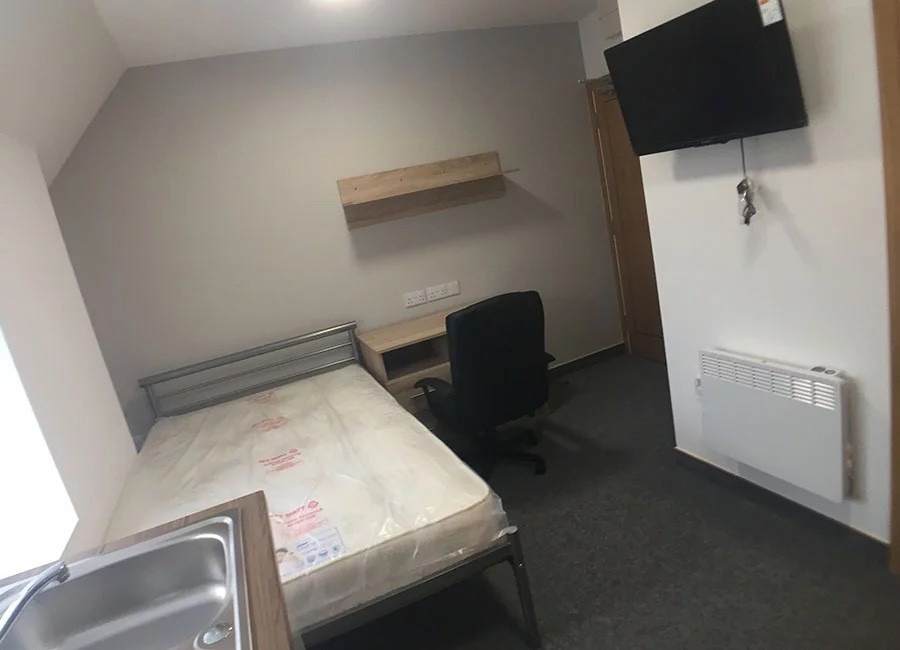Student Beehive 134-138, Regent Road, Leicester