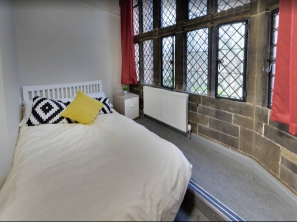 The Priory, Springfield Mount, Leeds